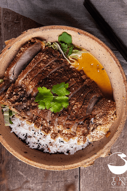 Vietnamesische Pho-Suppe und asiatische Fusion-Gerichte im Tokygon Wiesbaden
