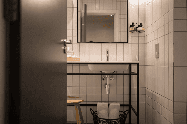 Dein Altbau-Traum in Frankfurt? So gelingt die Badsanierung
